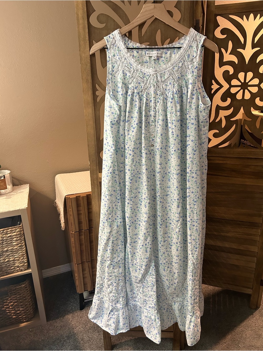 Eileen West 100% Cotton Sleeveless Long Nightgown Floral Print Size Medium
